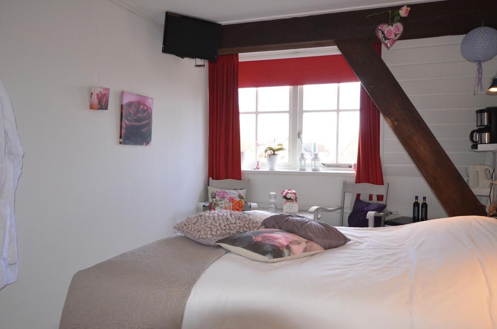 Bloemenhoeve Bed and Breakfast Birdaard Exteriör bild