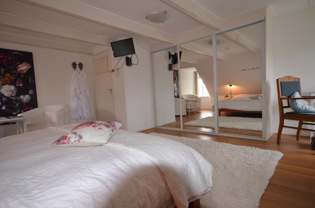 Bloemenhoeve Bed and Breakfast Birdaard Exteriör bild