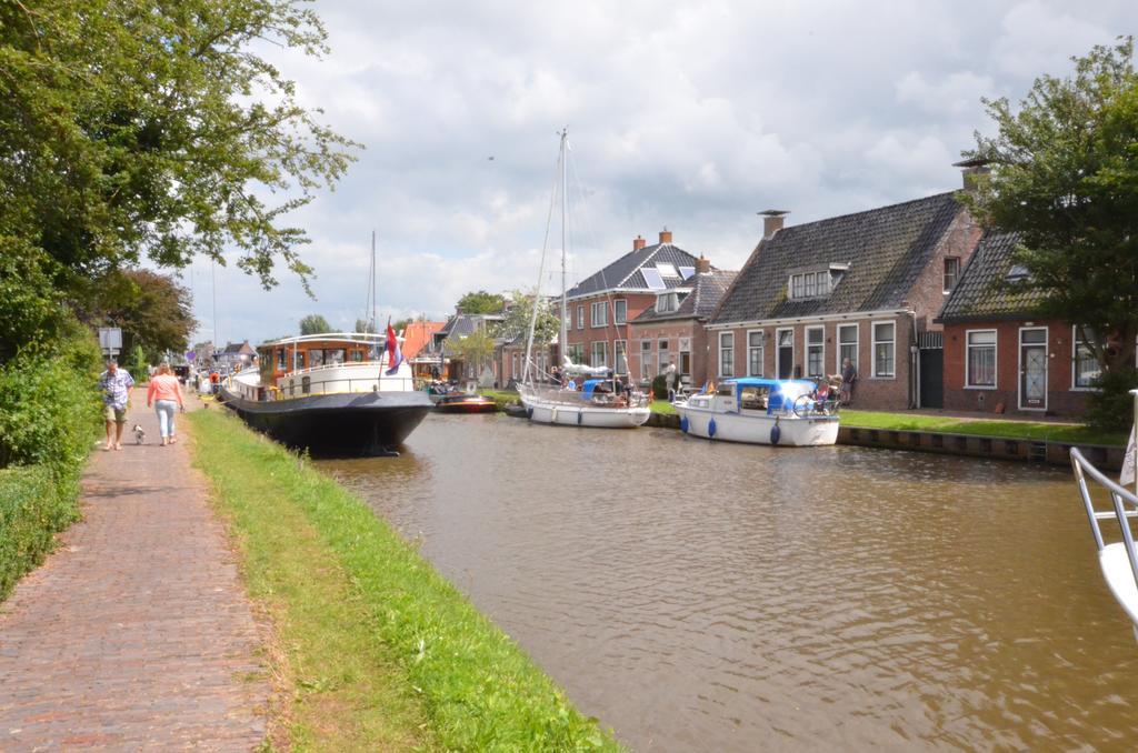 Bloemenhoeve Bed and Breakfast Birdaard Exteriör bild